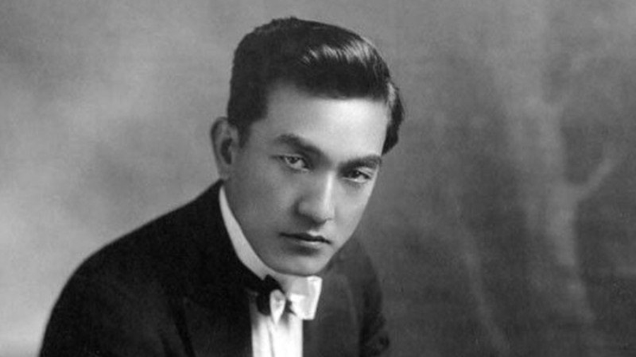 Sessue_Hayakawa_1918_(Fred_Hartsook)