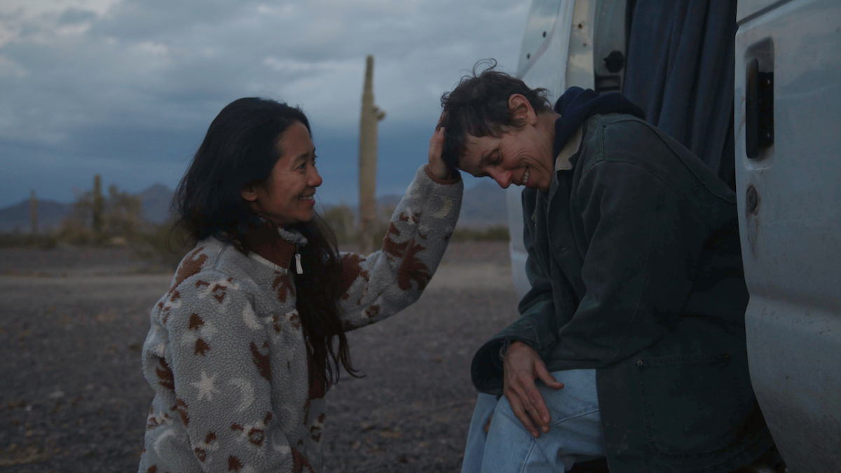 Director/Writer/Editor/Producer Chloé Zhao and Frances McDormand on the set of NOMADLAND. Photo by Joshua James Richards. © 2020 20th Century Studios All Rights Reserved
